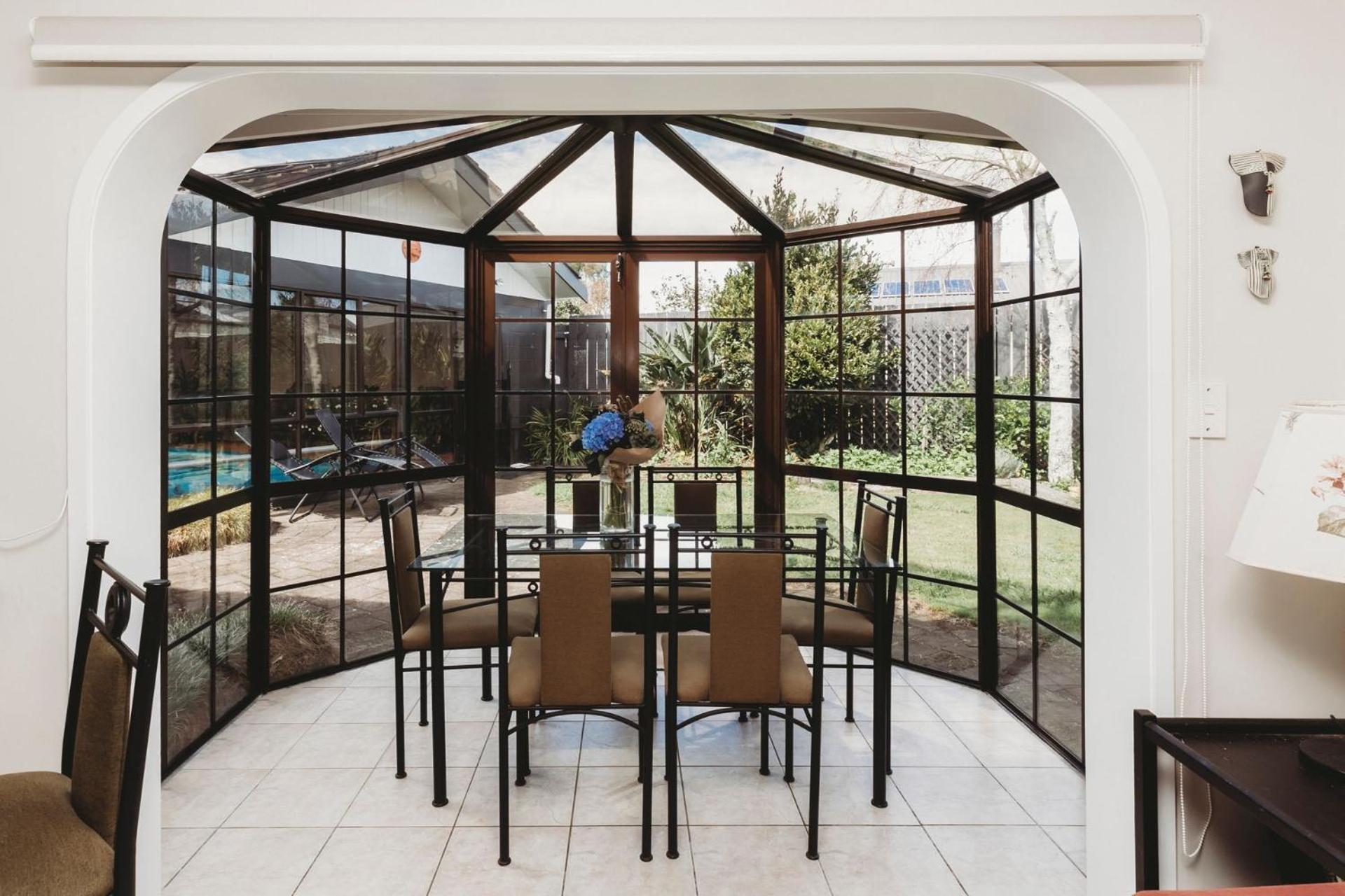 Family Fun Swimming Pool Spa Pool New Plymouth Extérieur photo